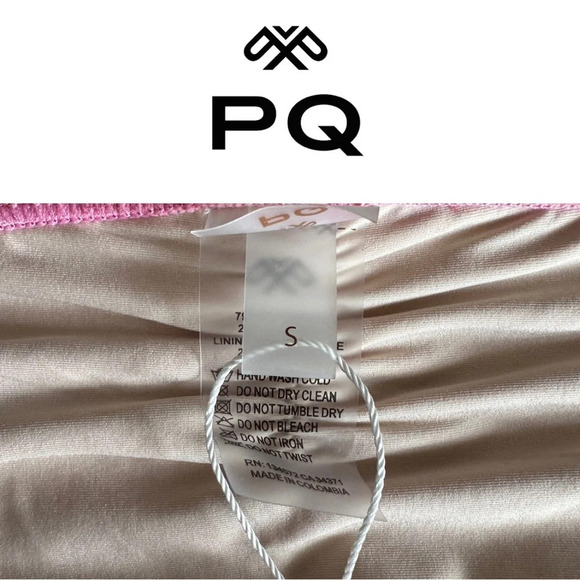 🛍️3/$40 PQ Luxury Swimwear Bubble Gum Pink Swimsuit Bottom Back Shirring Small - Picture 6 of 6